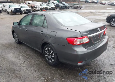 2011 Toyota Corolla Le z USA, uszkodzony, nr VIN 2T1BU4EE5BC677921